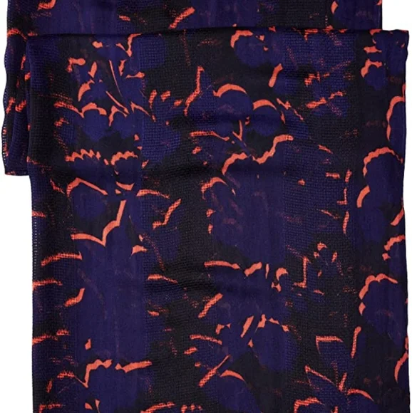 Vera Bradley printed basket weave scarf, blue - Picture 3 of 6